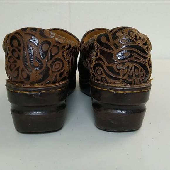 B.O.C. Born/Brown/Leather/Comfort/Slip-on/Clog/Shoe/8 - Picture 9 of 11